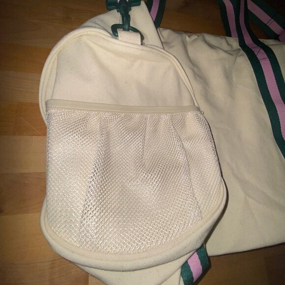 Victoria’s Secret PINK Canvas Pink Sports 86 Duffle Bag, NWT, Preppy & Cute - Picture 3 of 7